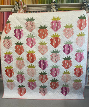 Berry Season Quilt Kit
