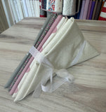Lynny Lou, A Little Lavender and Grey, Fat Quarter Bundle