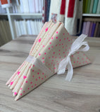 Lynny Lou, A Little Neon Pink, Fat Quarter Bundle