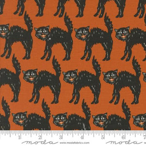 Home Sweet Haunt Rust 20915 13 Moda Cat