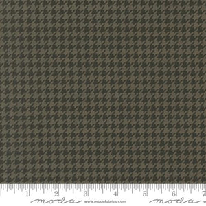 Home Sweet Haunt Charcoal 20918 16 Moda