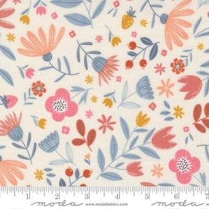 Blossoms And Blooms Pearl 39051 22 Moda