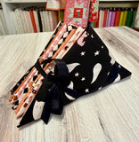 Moda, Purrs and Boos, Fat Quarter Bundle