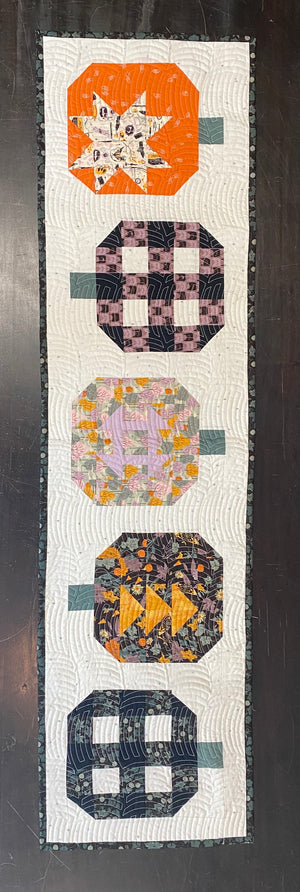 Pumpkin Table Runner Kit
