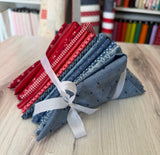 Lynny Lou, Denim and Berry, Mega Fat Quarter Bundle