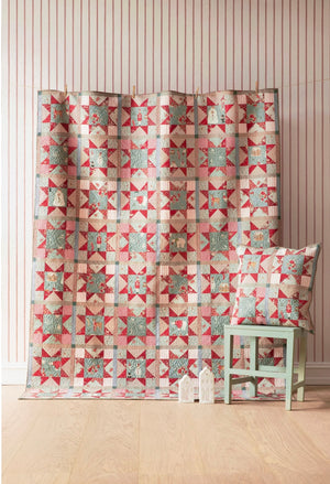 **Preorder** Tilda Merry Little Christmas Christmas Red/Duck egg Star Quilt Kit