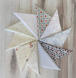 Lynny Lou, Patriotic whites, Fat Quarter Bundle