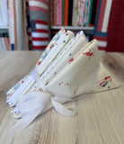 Lynny Lou, Patriotic whites, Fat Quarter Bundle
